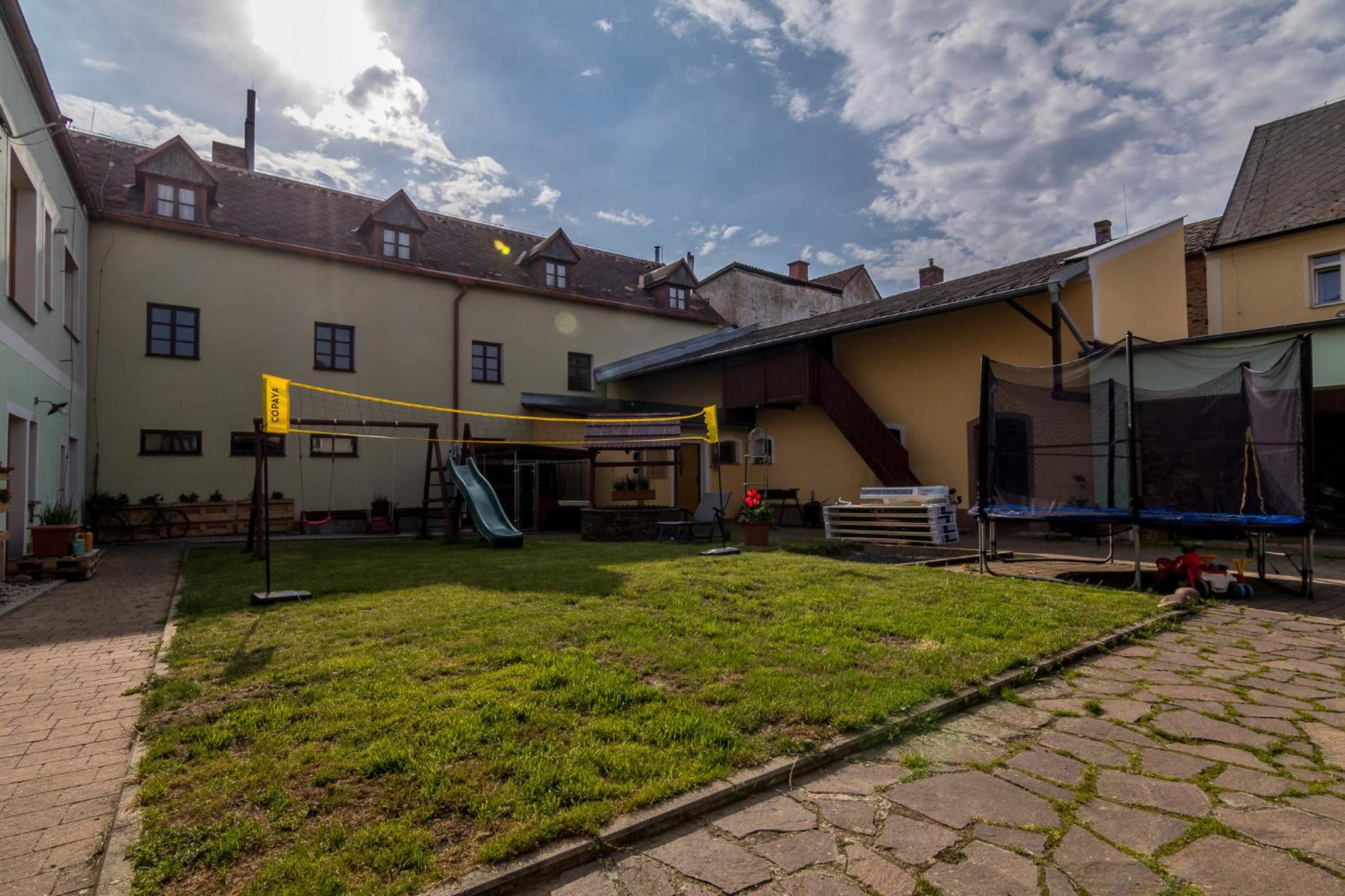 Penzion a restaurace U Vladaře