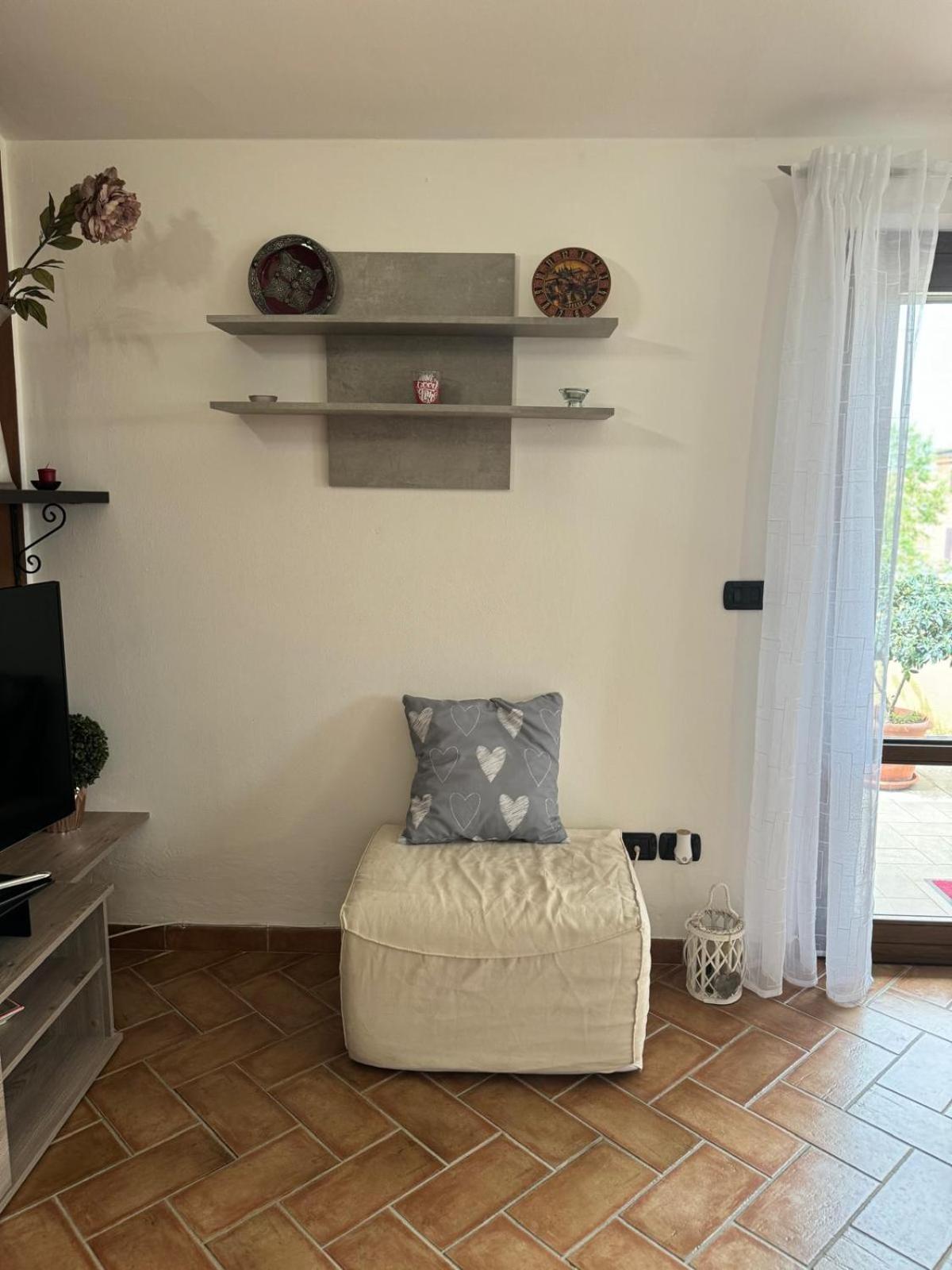 Theo House