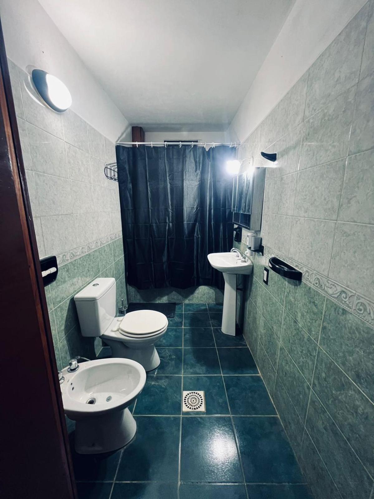 Alojamiento Ruta 40 en Chilecito, Una Habitacion Calida