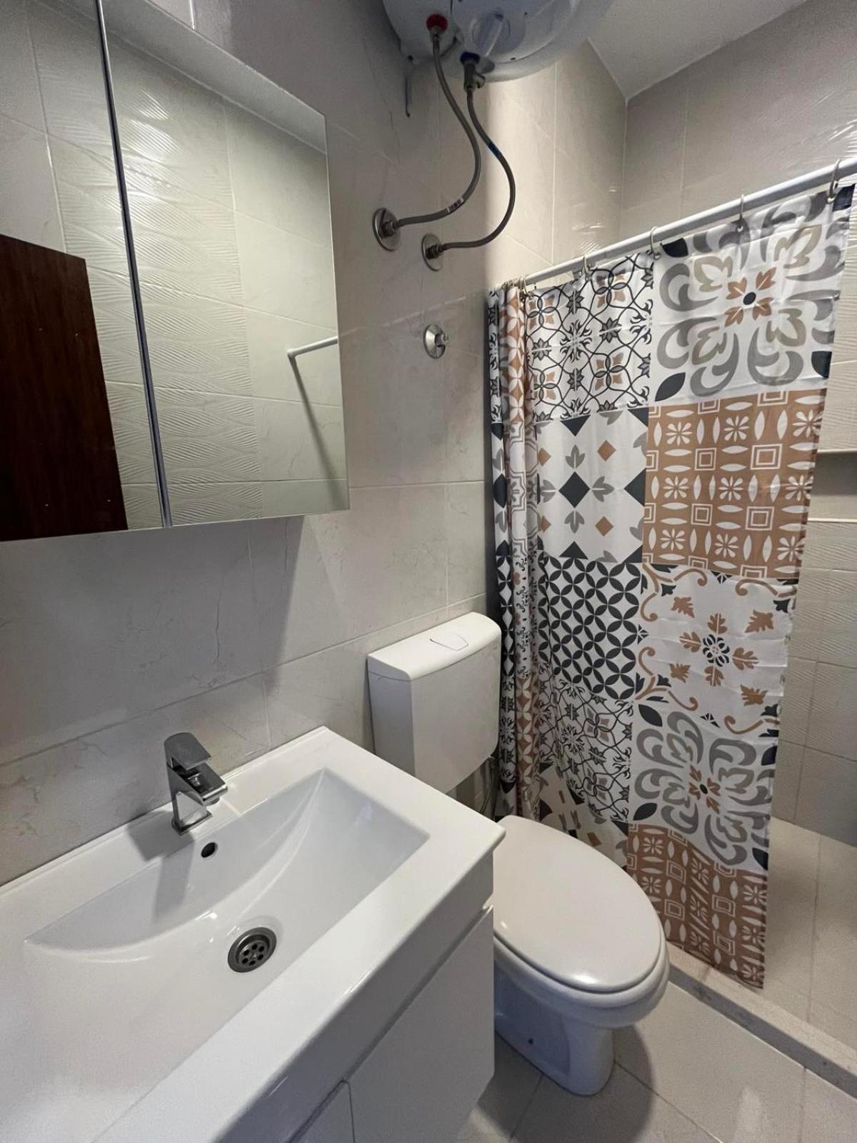 Imran Apartments