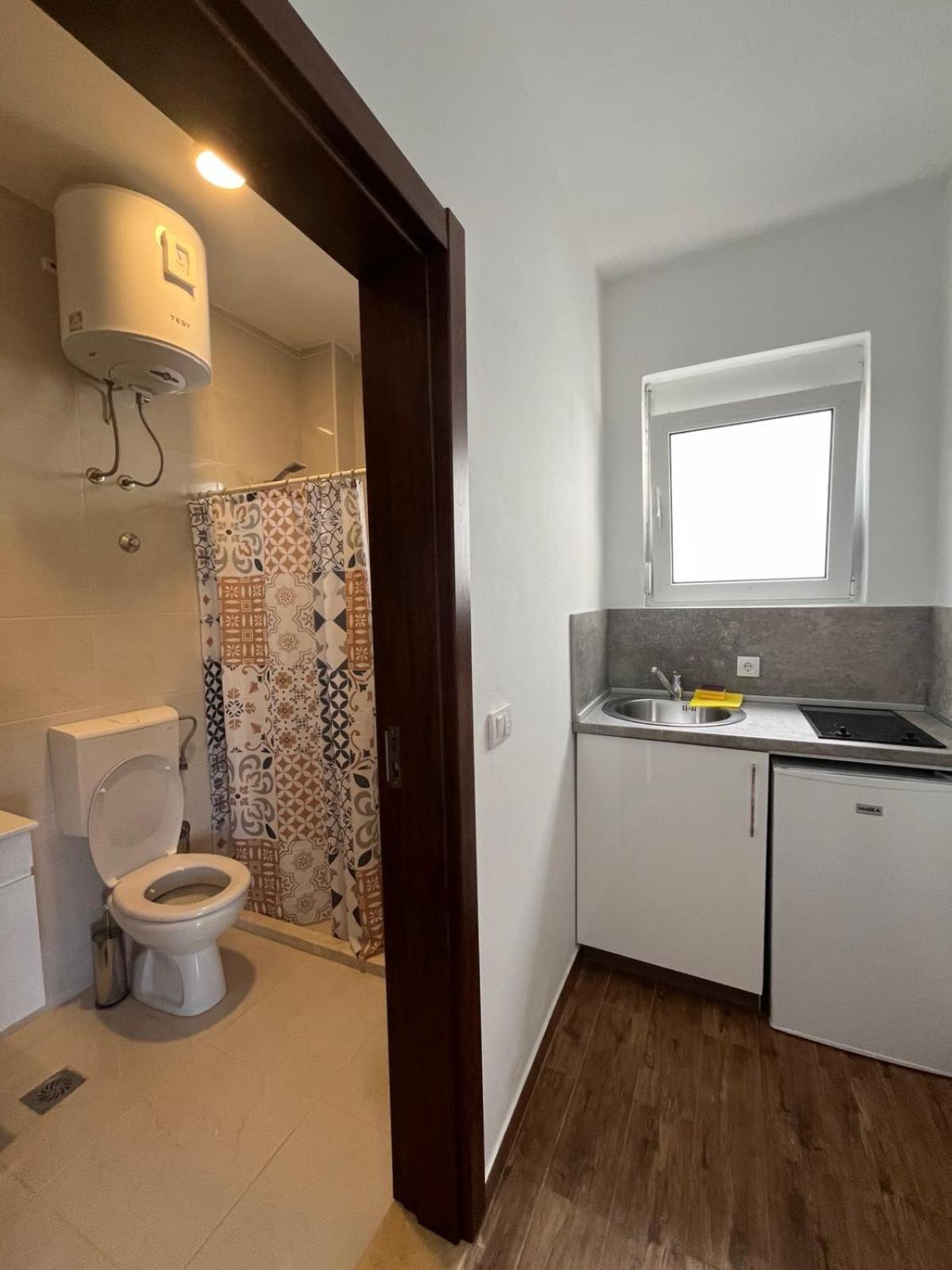 Imran Apartments