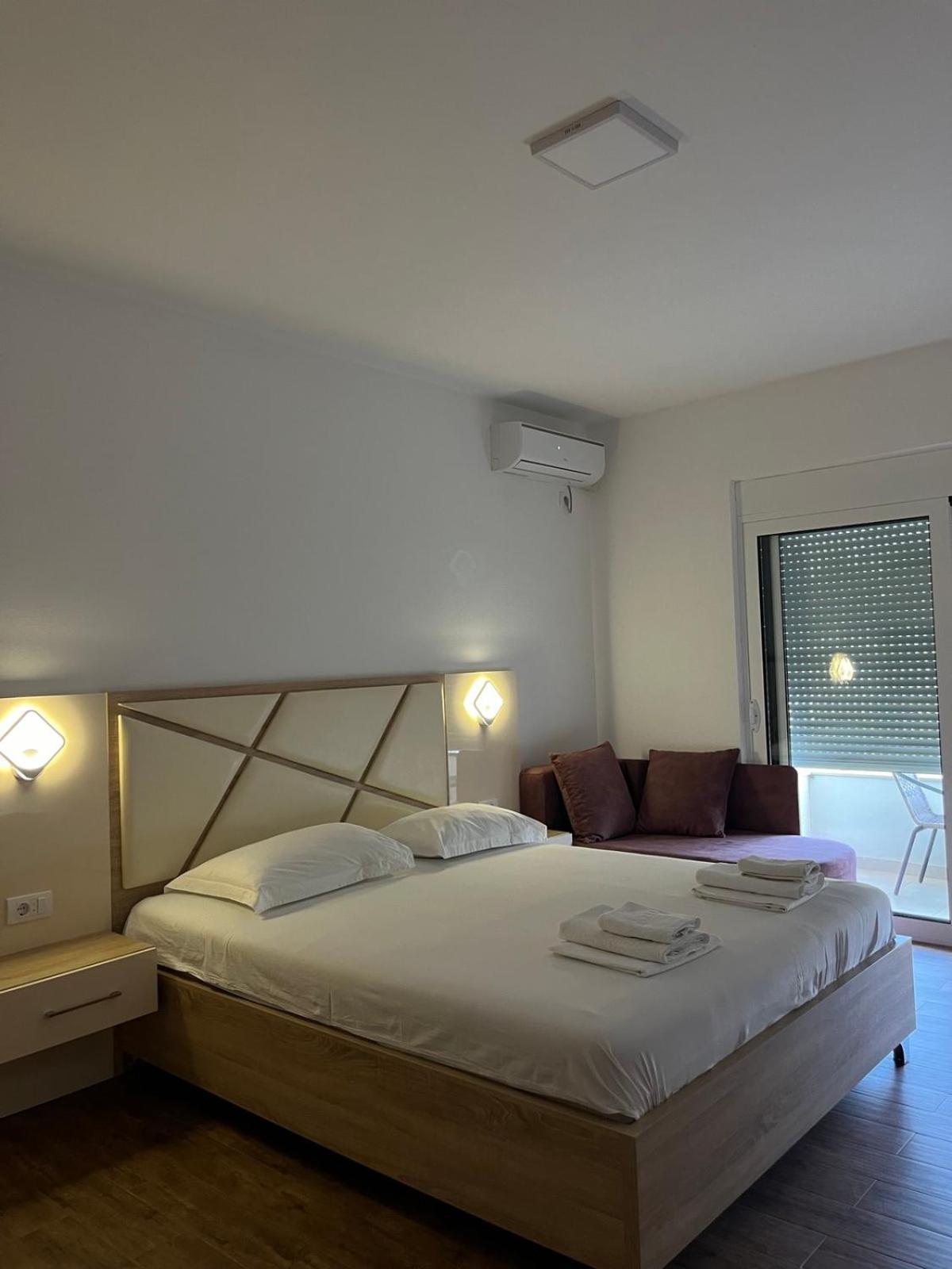 Imran Apartments