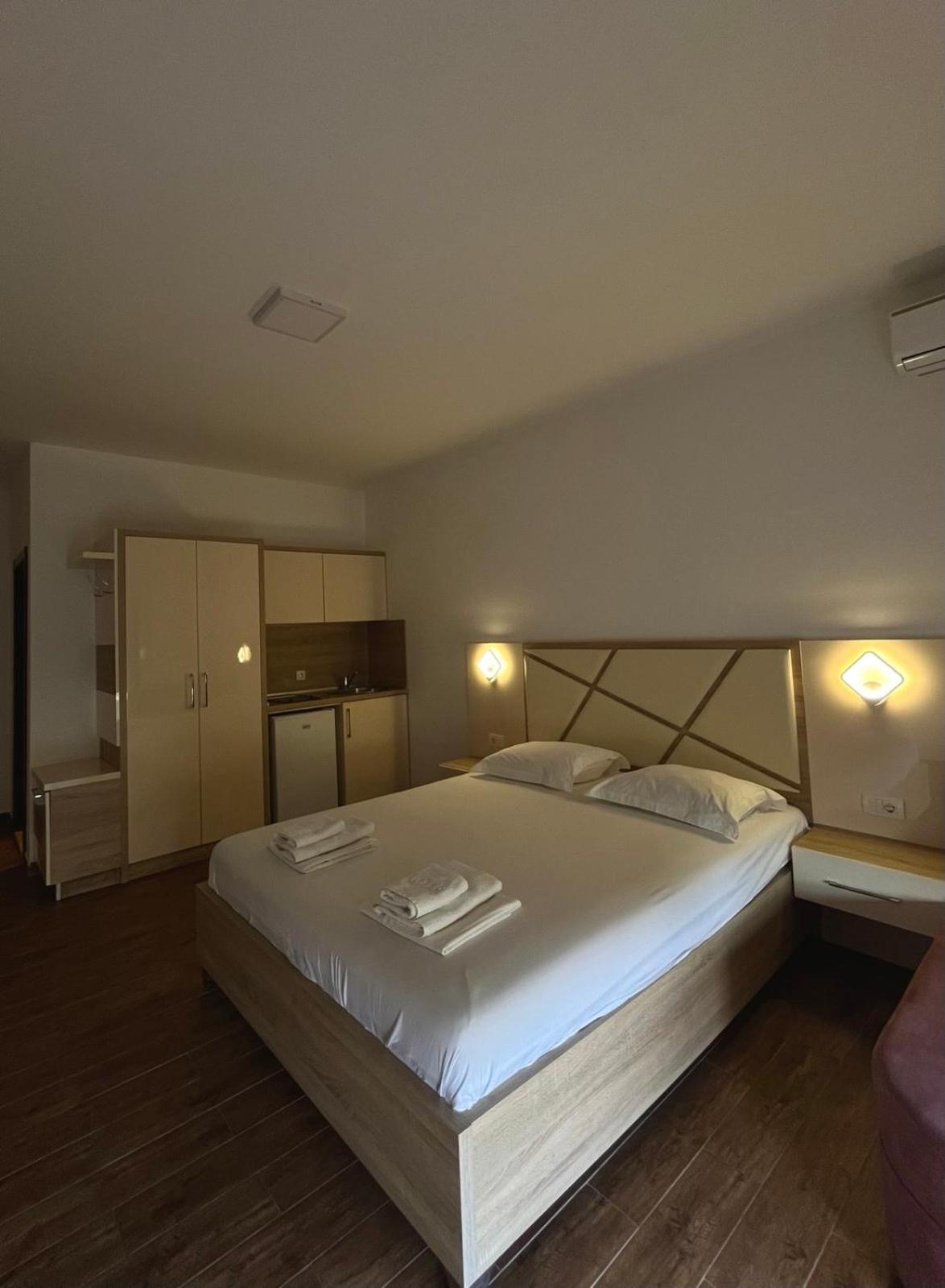 Imran Apartments