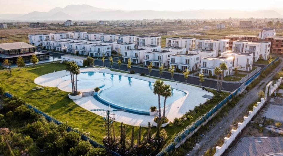 Tale beachfront flat photo 4