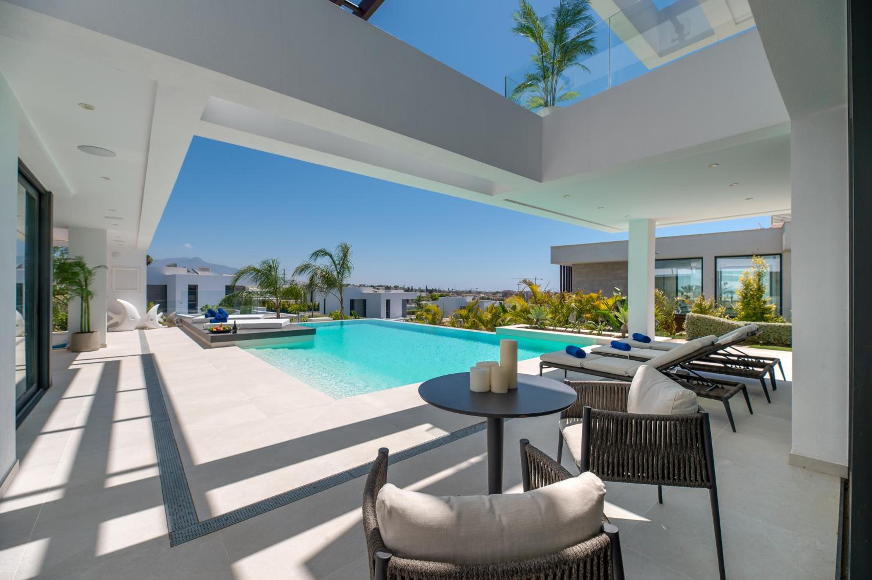 VACATION MARBELLA I Villa Hanami, Private Infinity Edge-Pool, Gym, Movie Theater, Close to Golfs and Beaches photo 4