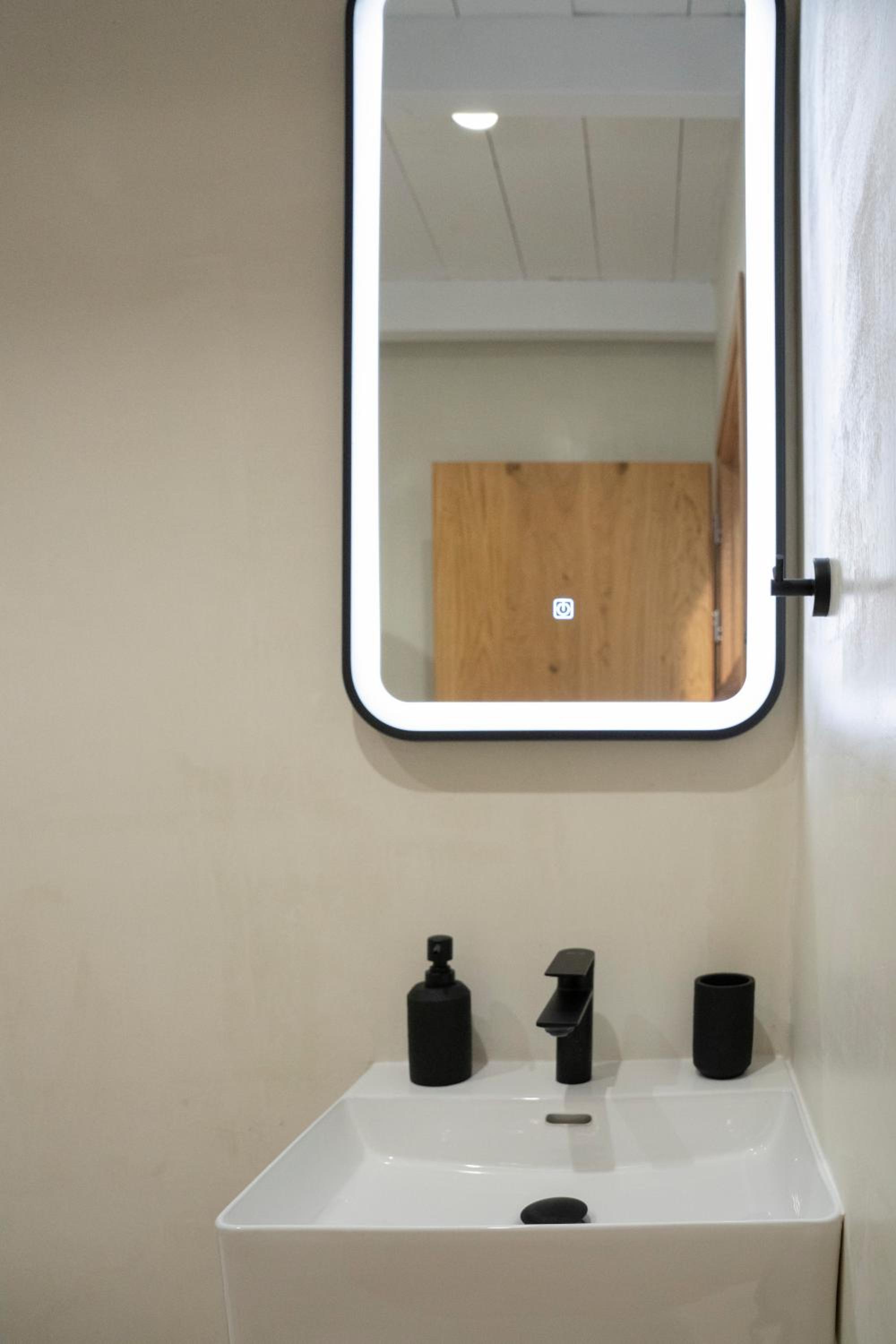 Kallithea Luxury Apartment