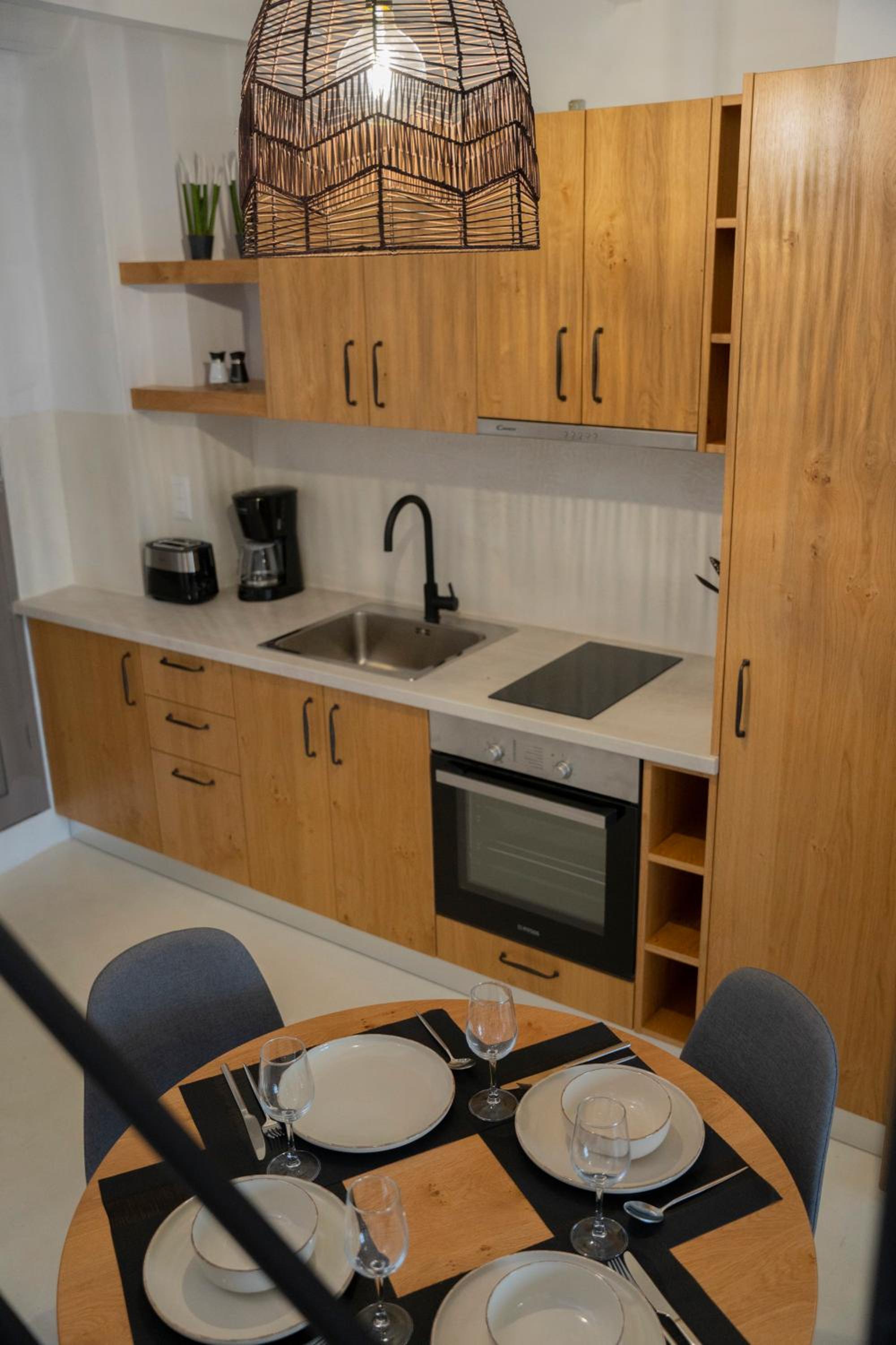 Kallithea Luxury Apartment