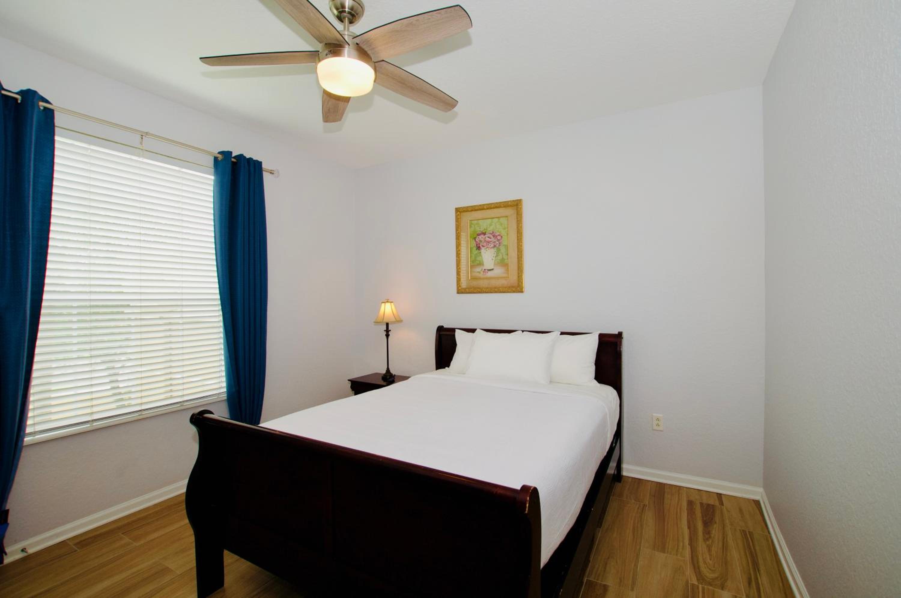 Vista Cay at Epic Universe - Luxury 4 bedroom Condo