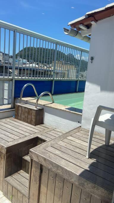 Cobertura Exclusiva em Copacabana com Piscina, Jacuzzi e Churrasqueira Ao Lado do Copacabana Palace