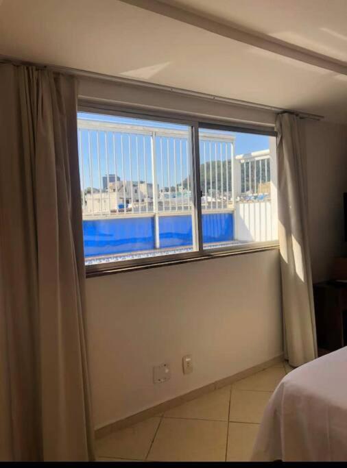 Cobertura Exclusiva em Copacabana com Piscina, Jacuzzi e Churrasqueira Ao Lado do Copacabana Palace