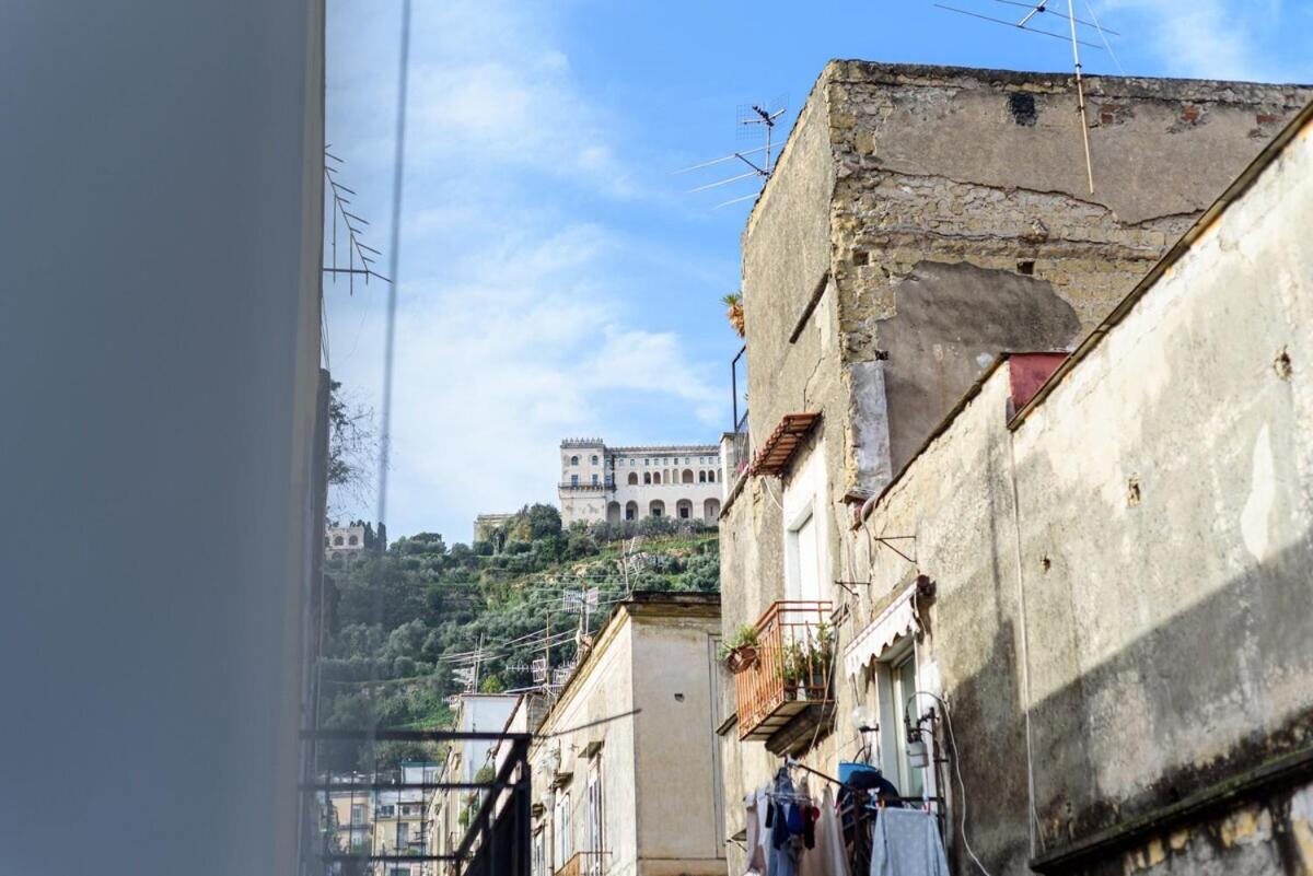 Roof Moon - La terrazza dei Quartieri Spagnoli