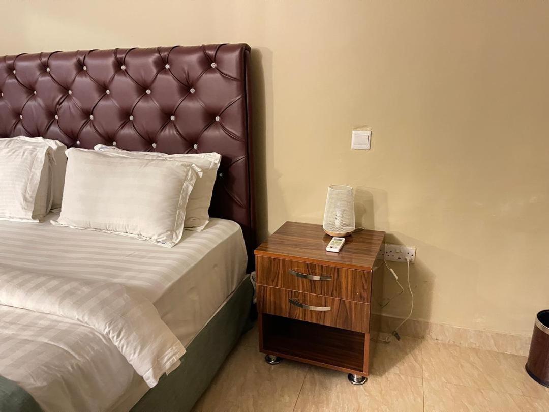 Vybe house 1 with swimming pool and free Wi-Fi view 4