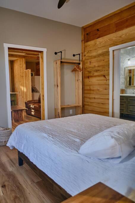 Serenity Barn view 4
