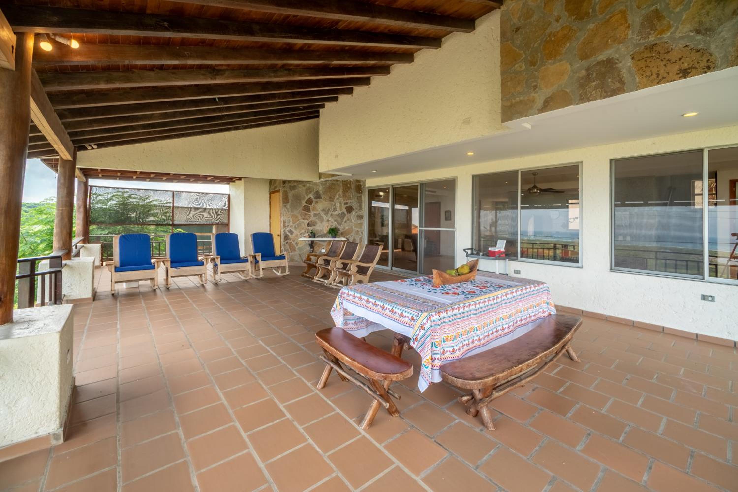 Casa Villa La Bohemia, en la montaña frente al mar