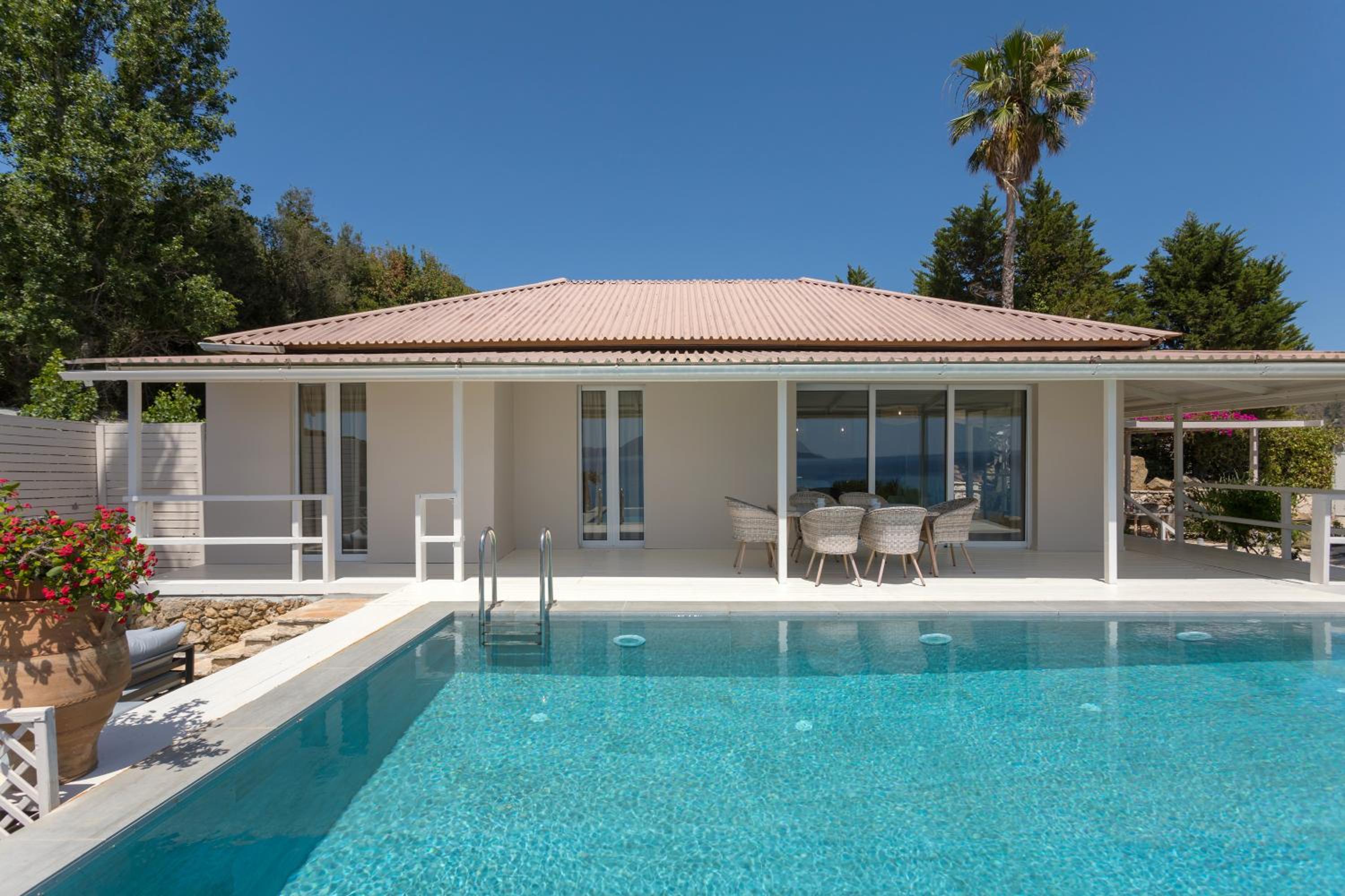 Azzure Vista Seafront Villa view 4