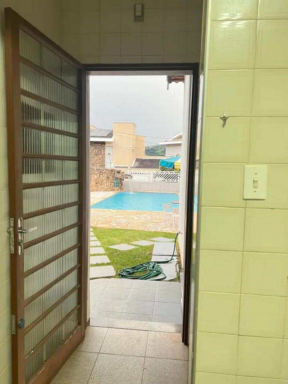 Casa no Centro de Águas de Lindóia com Piscina