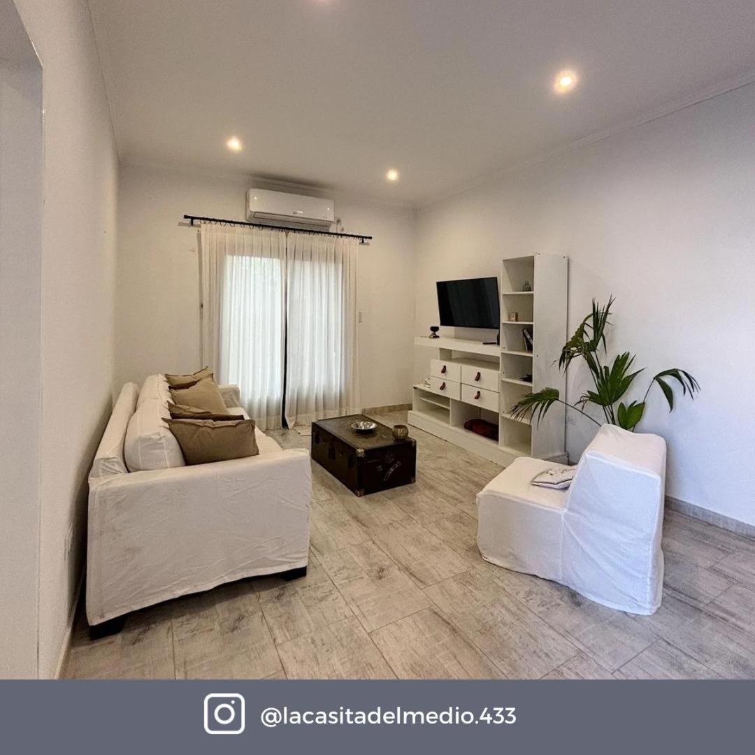 La Casita del Medio