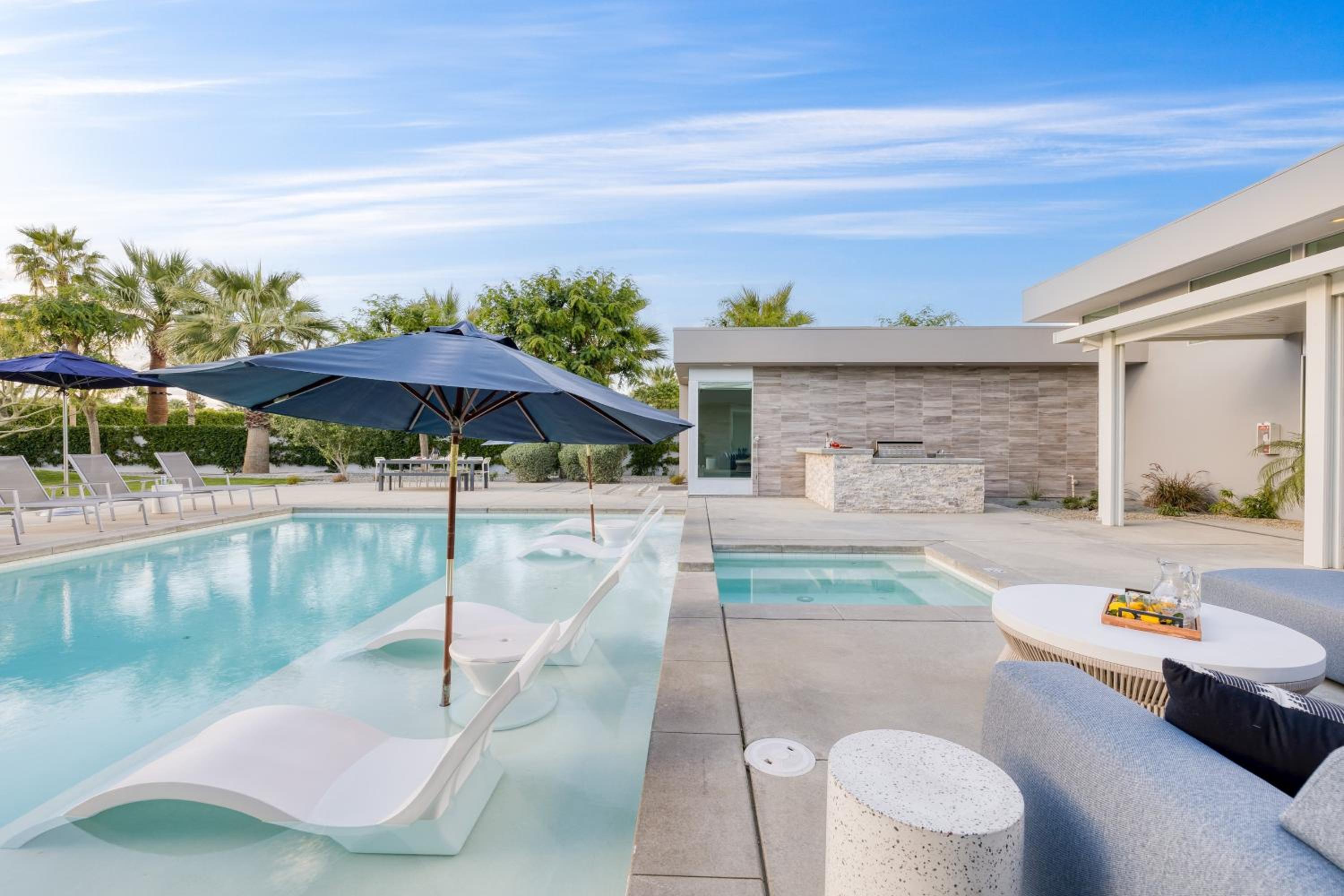 Polo Villas Sands Pickleball Putting Green Sleeps 28
