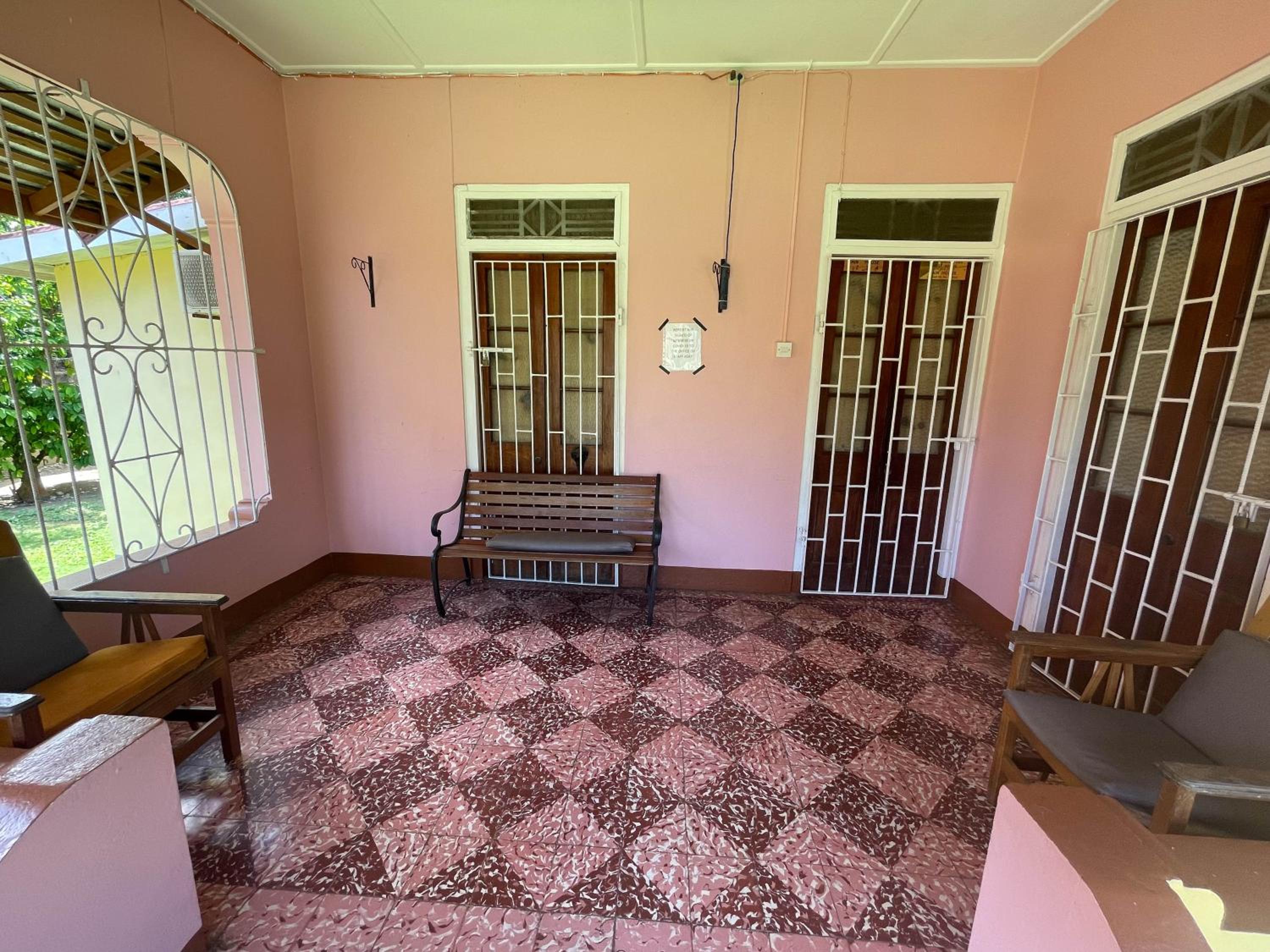 Little Shaw Park Guest House