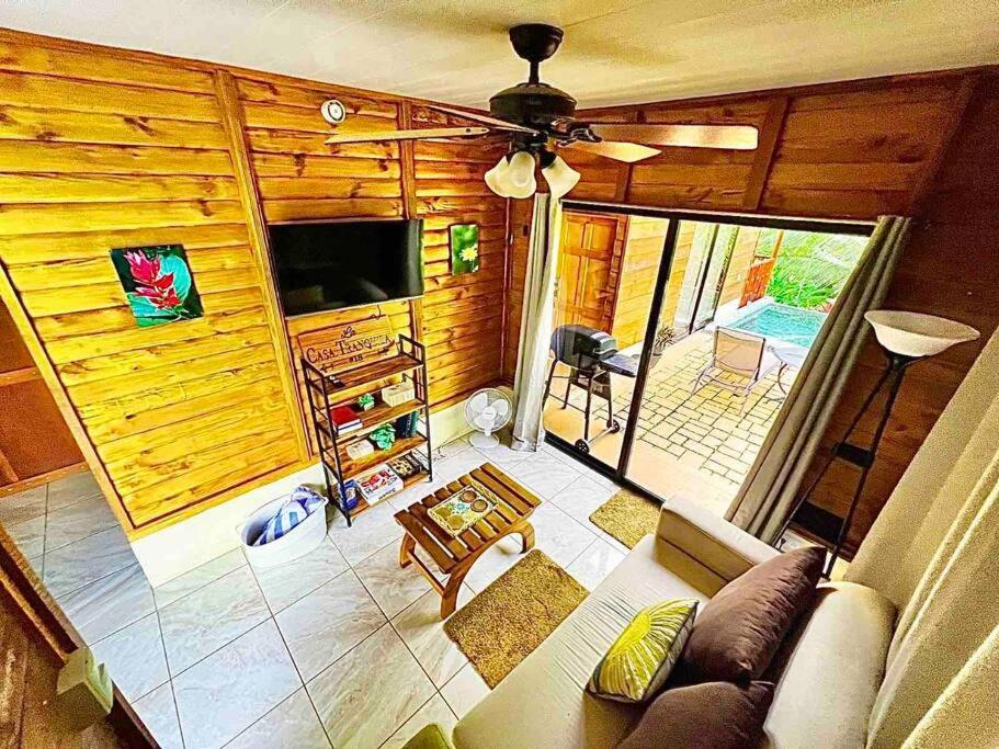 Heated Pool & Garden Cabin near La Fortuna