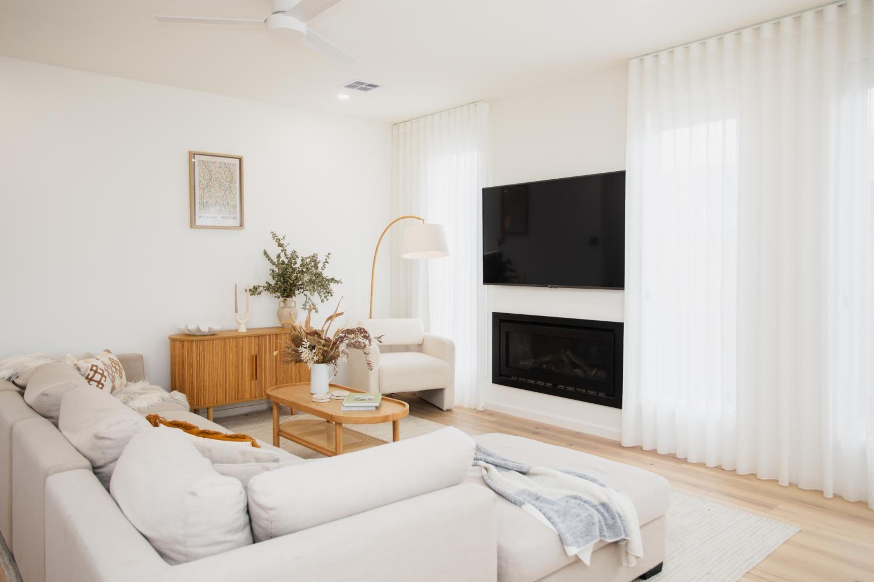 Saltwater Lux, 4 bdrm, 3 bath, golf, weddings, beaches, adventure park