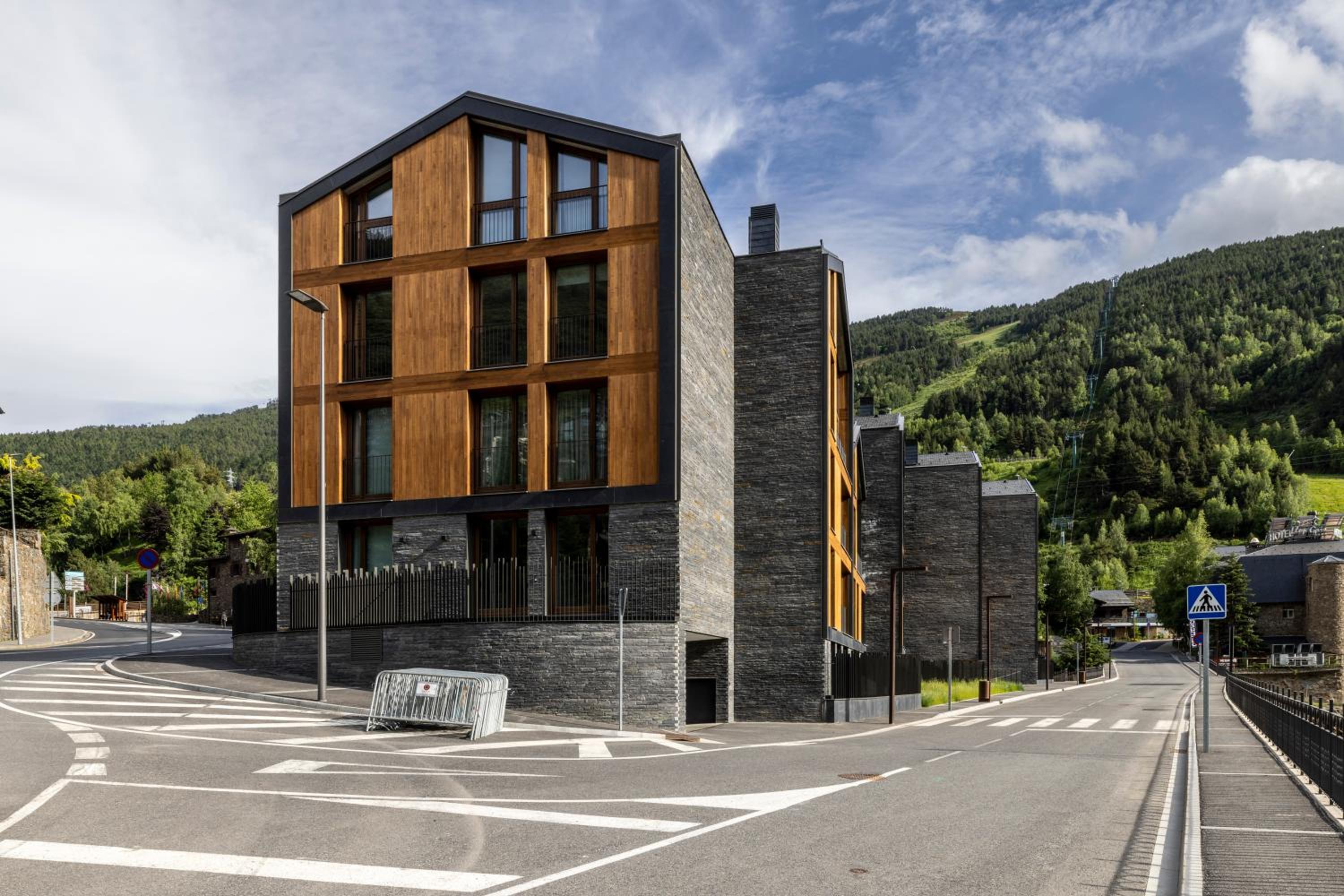 Un diamante de montaña l A Pie De Pistas - Gimnasio - Sauna - Piscina l 8Pax l by BonesVacances
