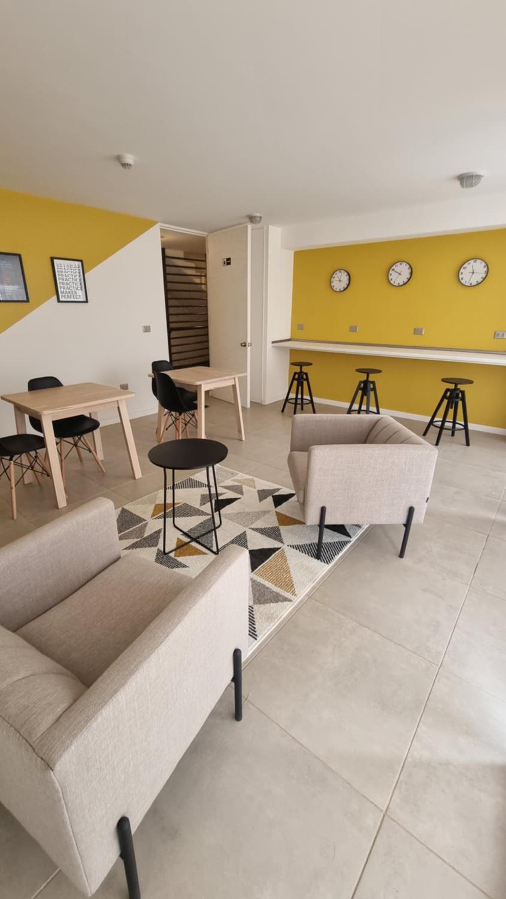 Departamento 2H 1B en Punta Puyai