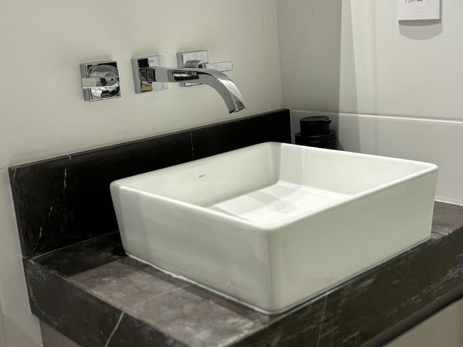 Studio Moderno Ap 66 Soho Life