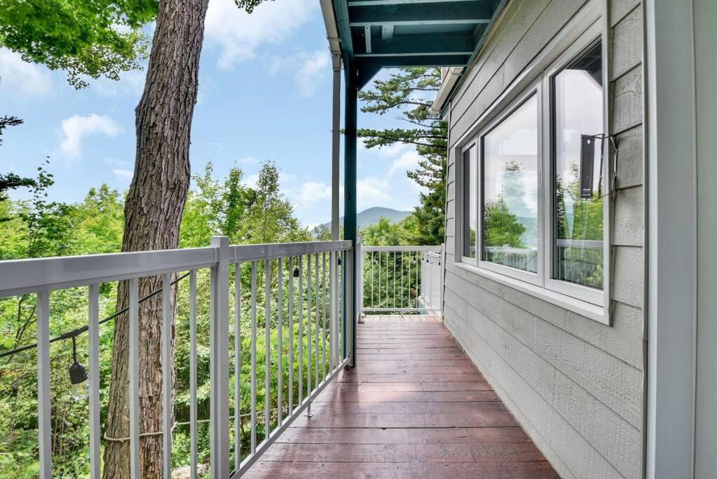 Cottage with water view and hot tub - Le pin blanc