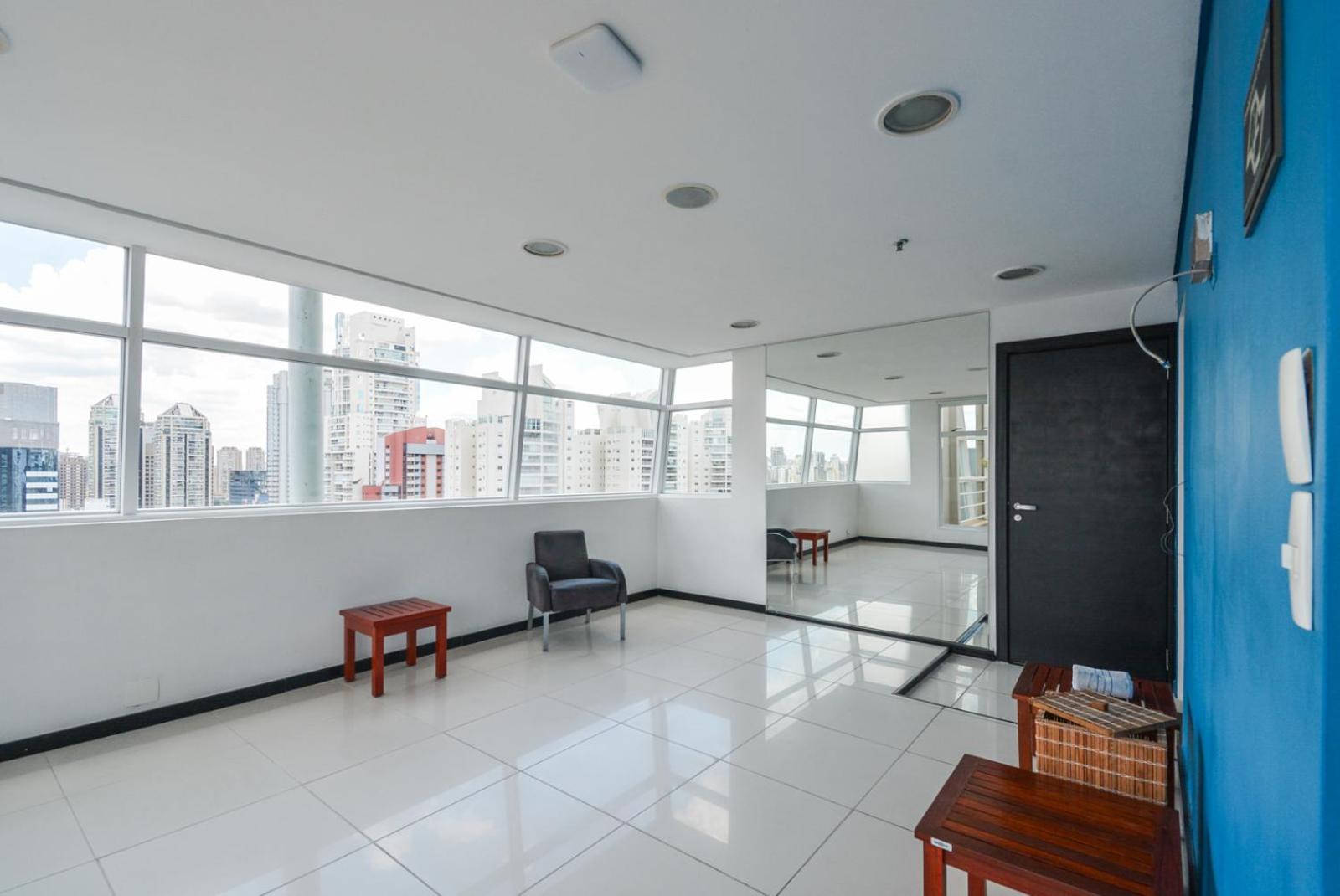 Phoenix suite - Berrini flat