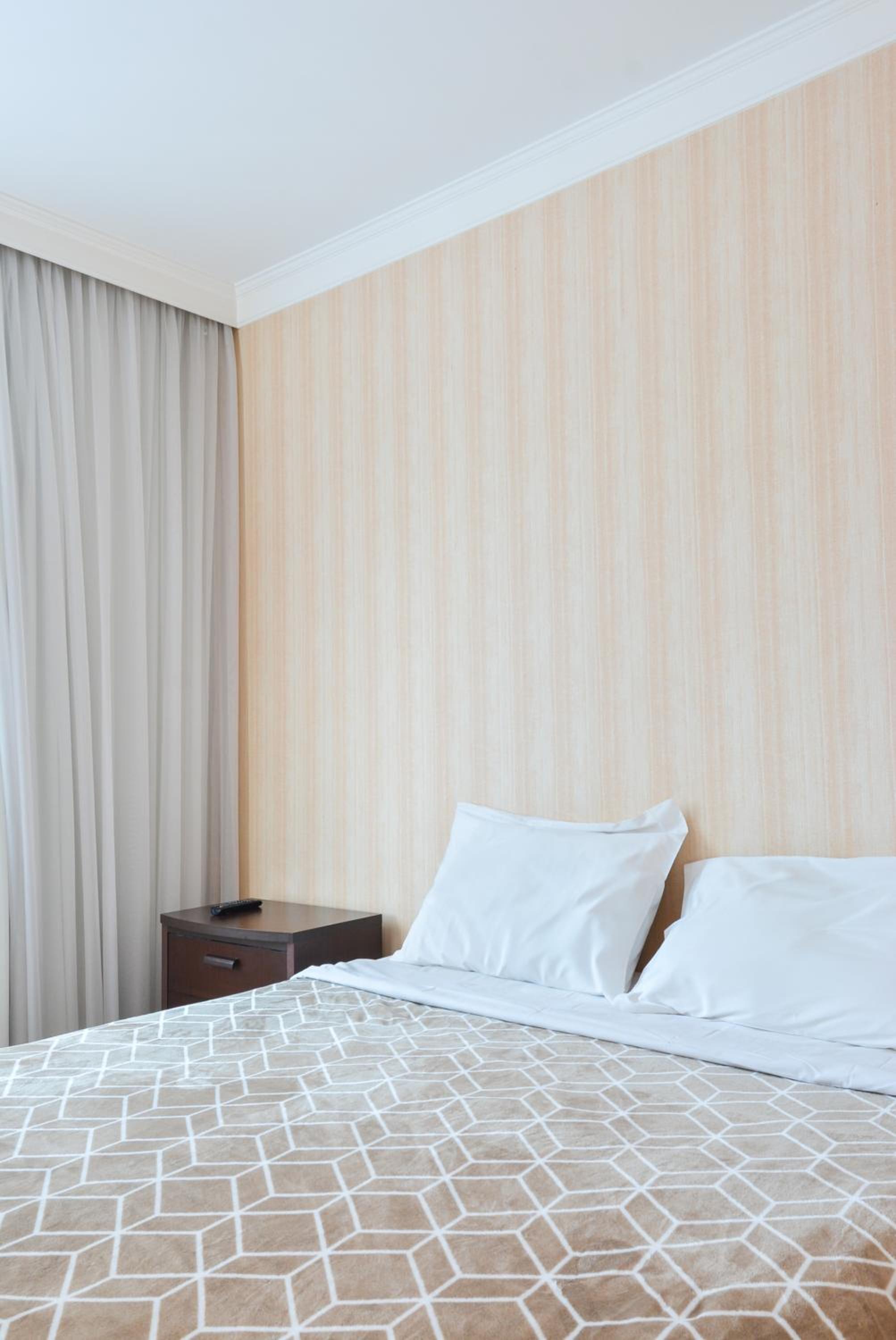 Phoenix suite - Berrini flat