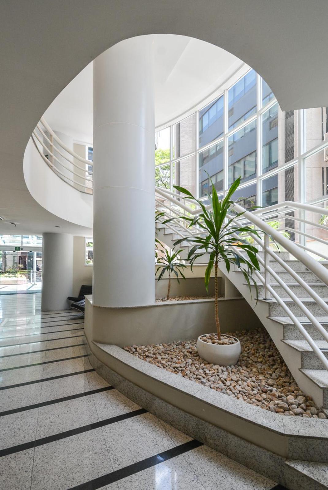 Phoenix suite - Berrini flat