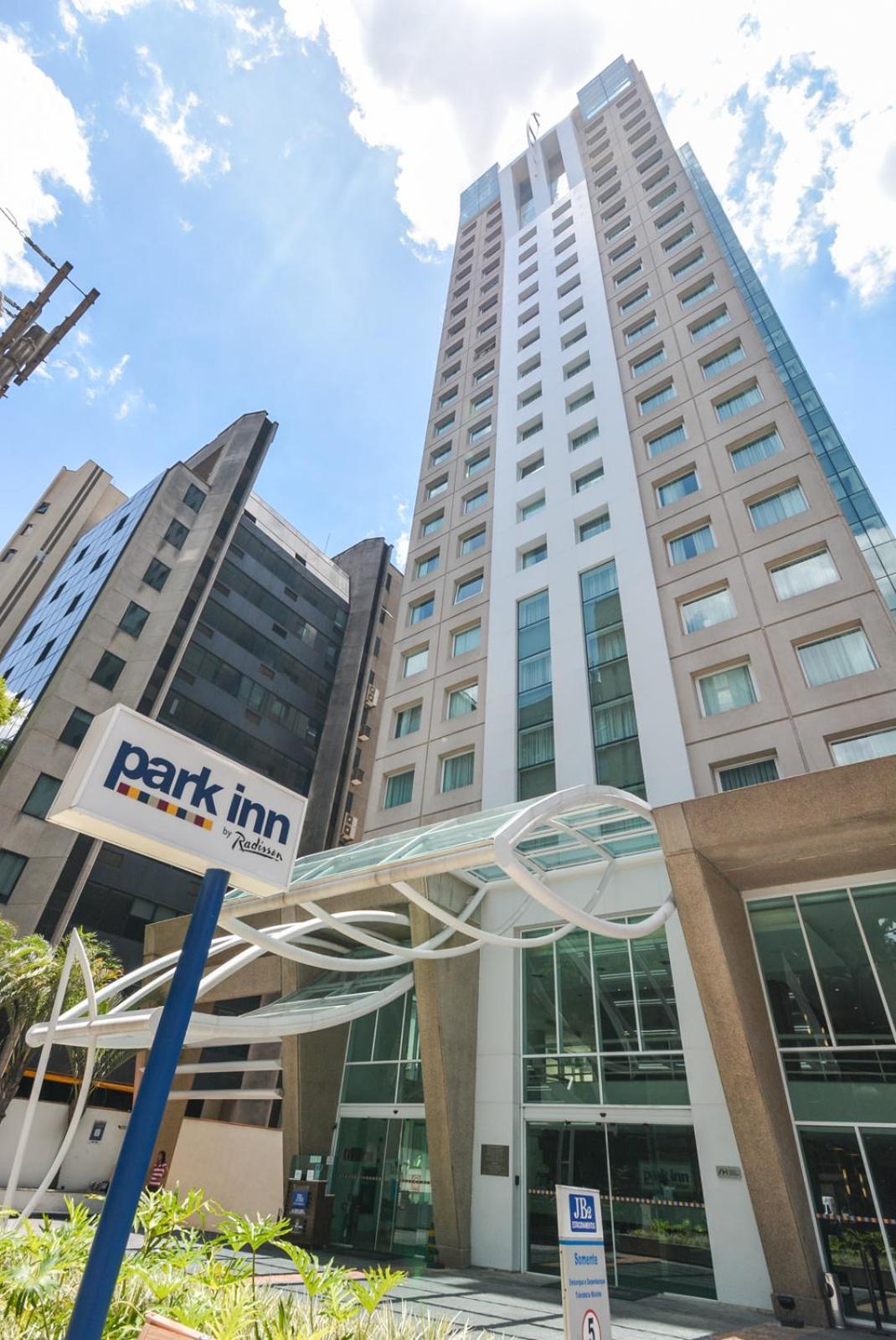 Phoenix suite - Berrini flat