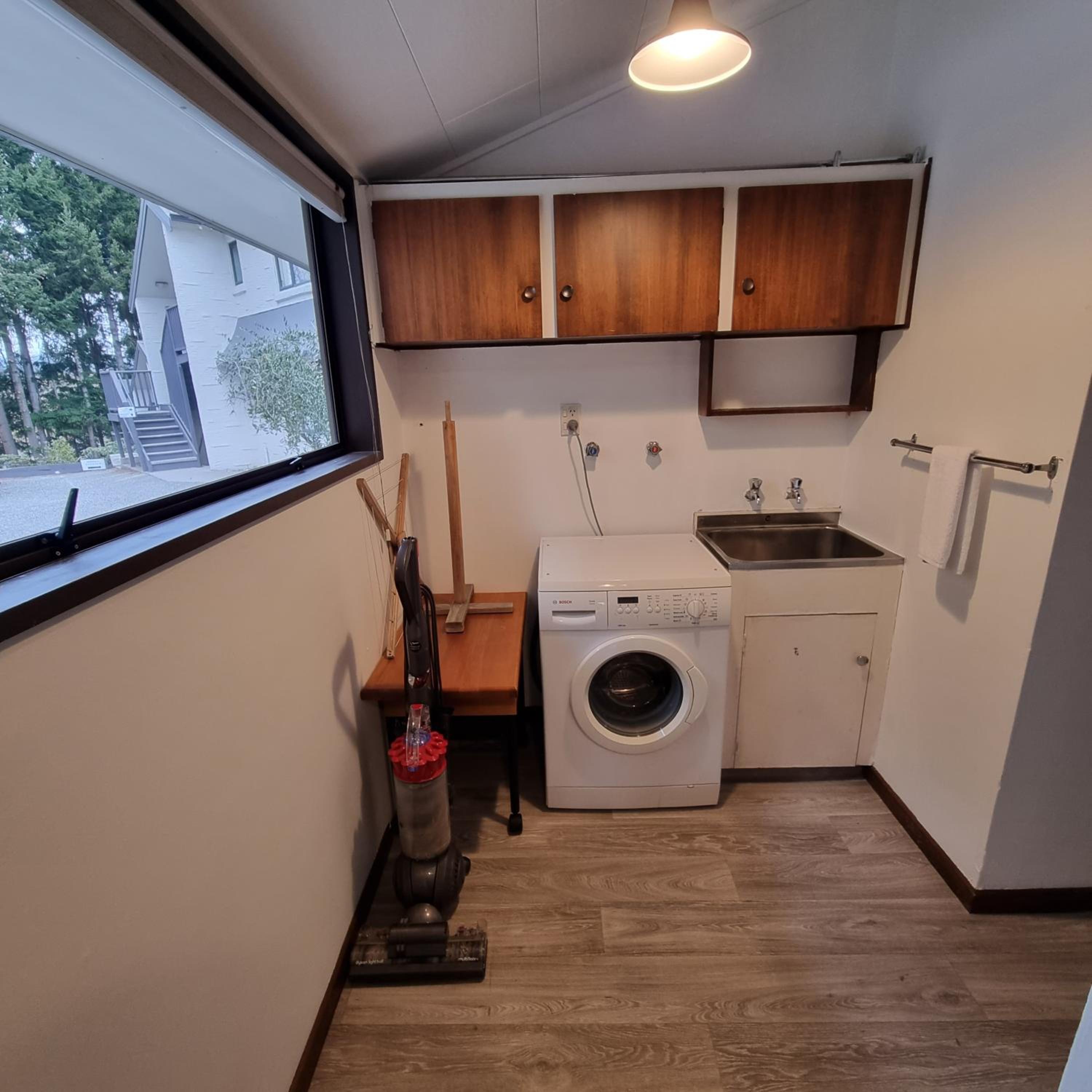 Ride Base Wanaka Apartments view 4