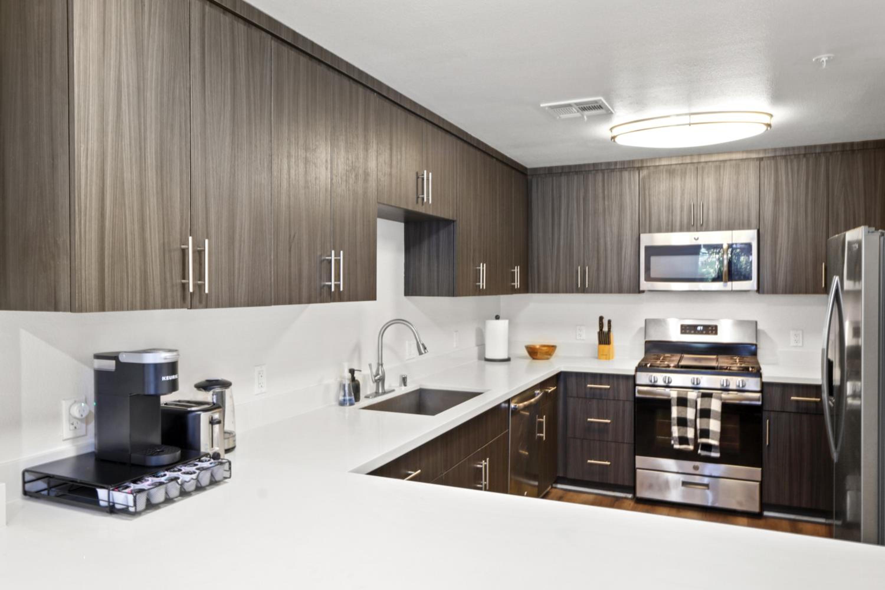 Los Angeles Vacations - 4bd Townhouse - Special Limited Time Offer near Venice Beach! - Property Image 16