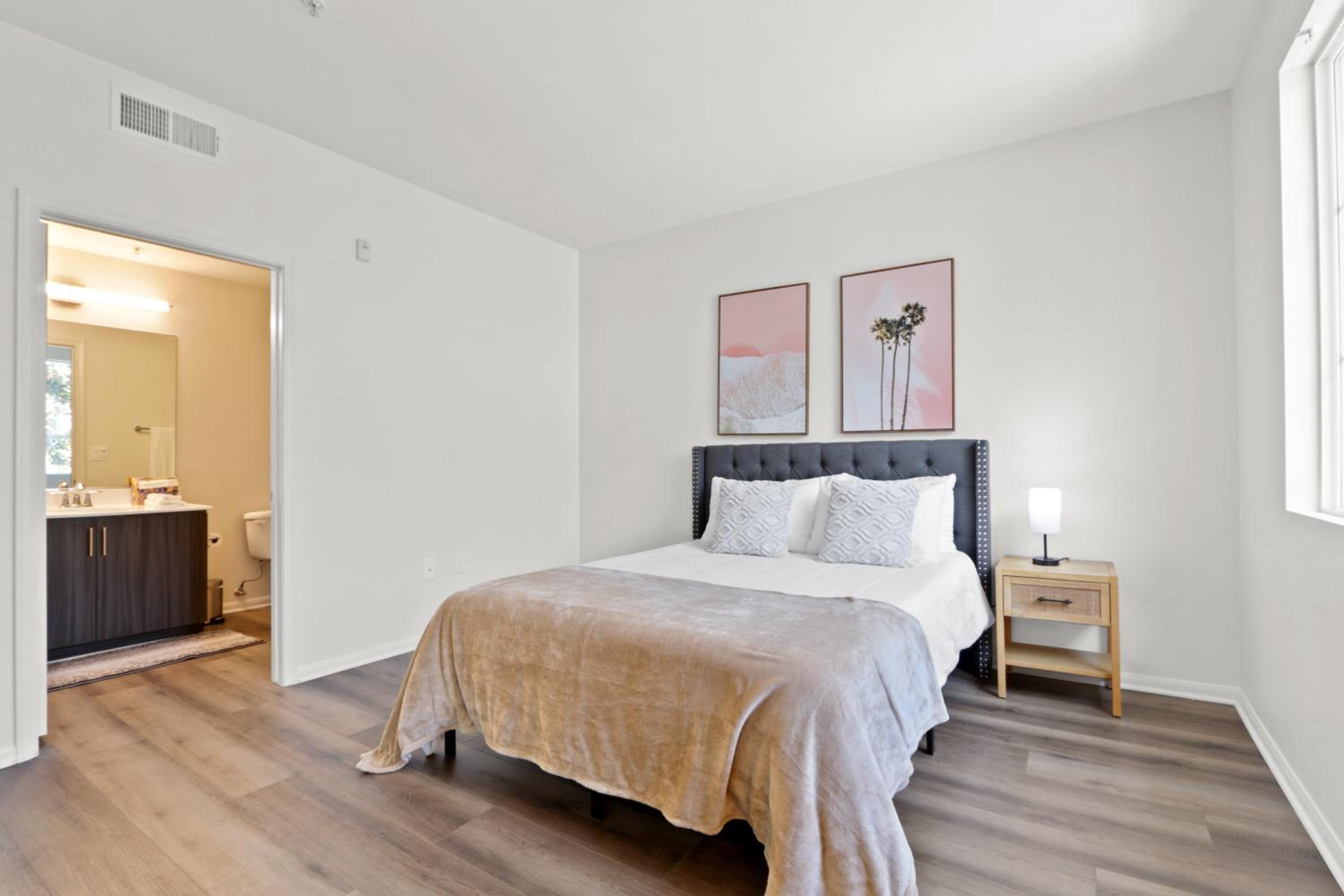 Los Angeles Vacations - 4bd Townhouse - Special Limited Time Offer near Venice Beach! - Property Image 5