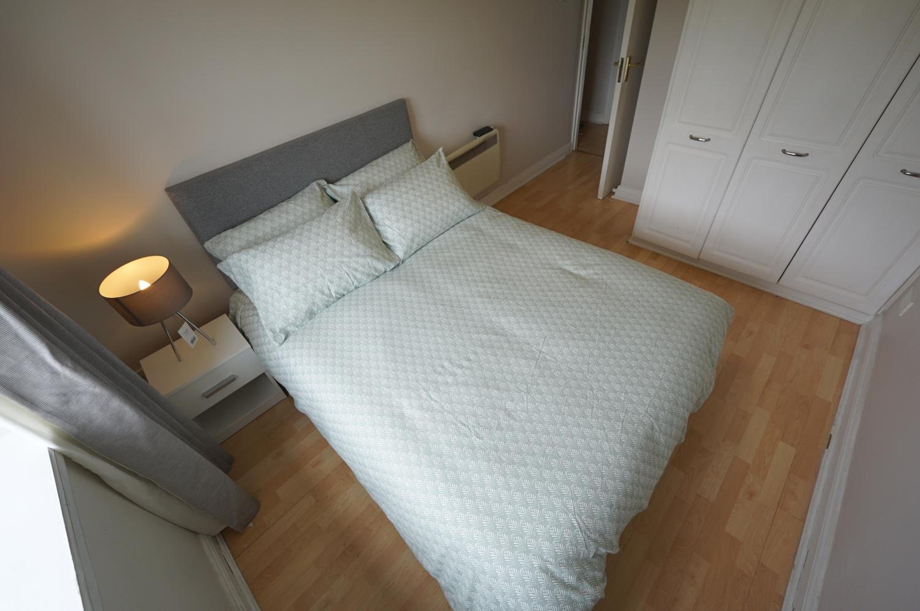 City center apt free parking