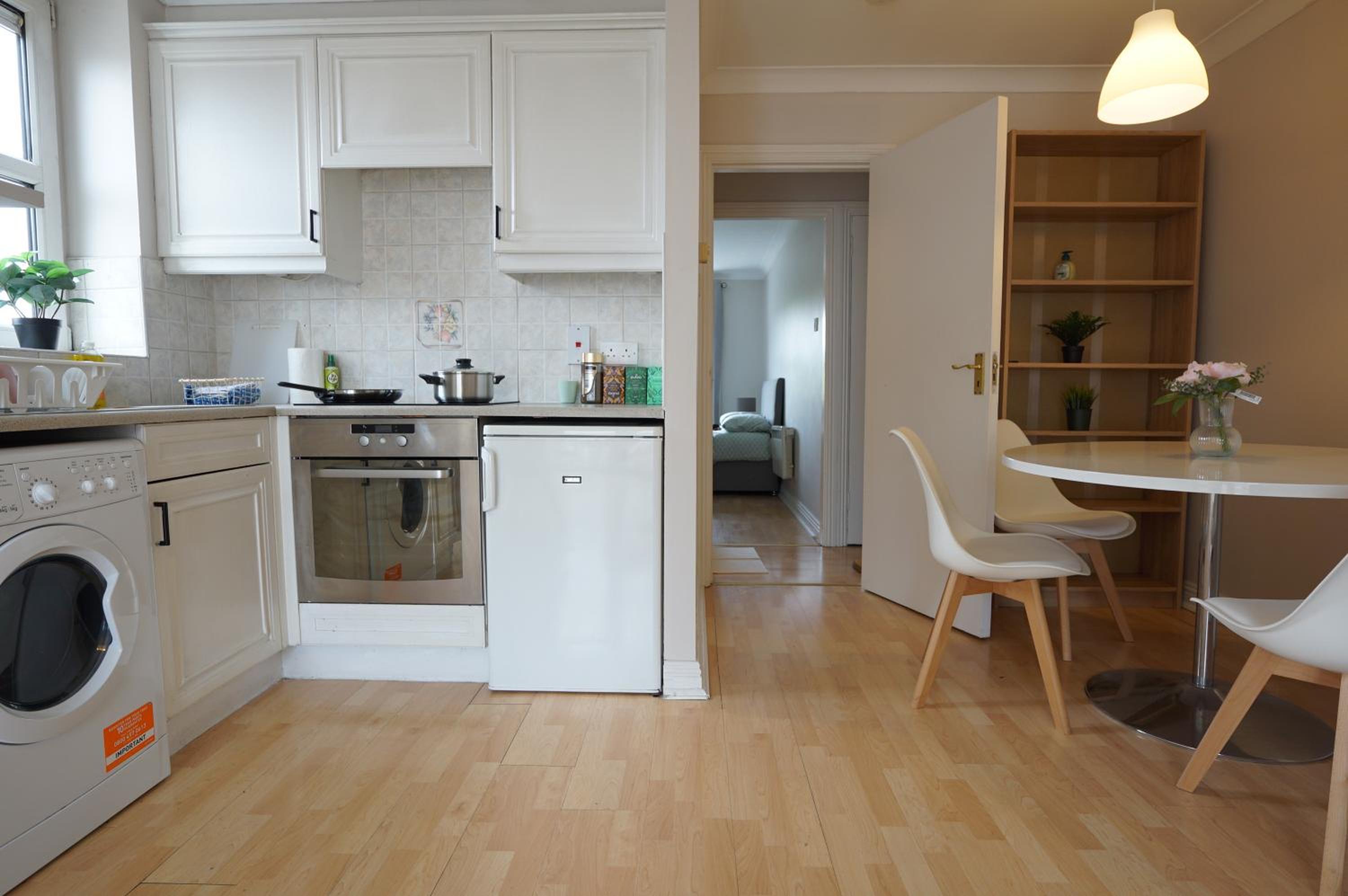 City center apt free parking
