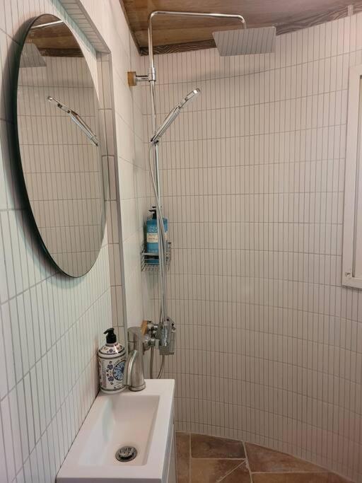 Artistic inspiration 2BR #Local #Rest #Private OnModa view 4