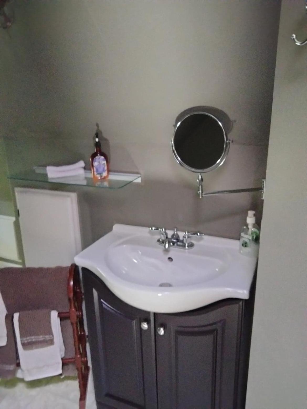 Bondy House Bed & Breakfast