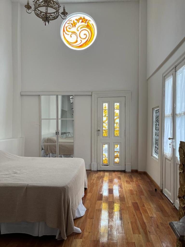 Enchanting townhouse loft in heart of San Telmo