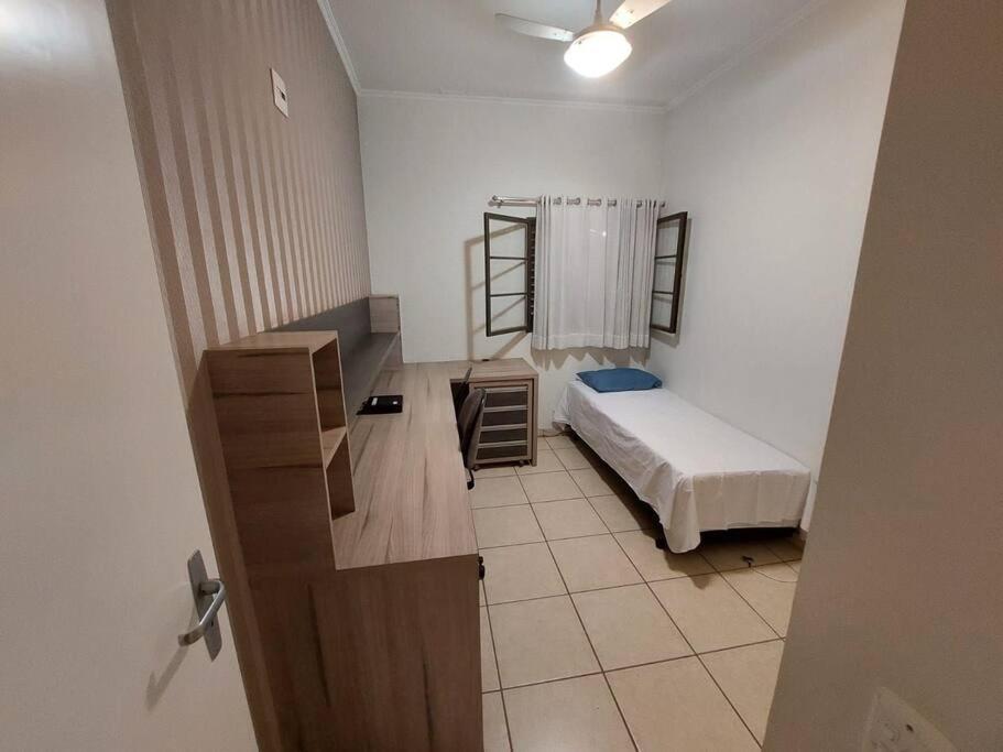 Apartamento Zona Sul bem localizado Por Dwell