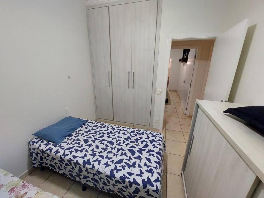 Apartamento Zona Sul bem localizado Por Dwell