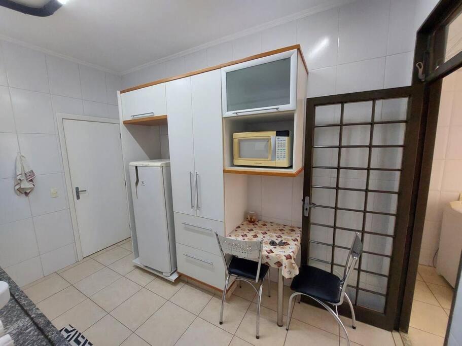 Apartamento Zona Sul bem localizado Por Dwell