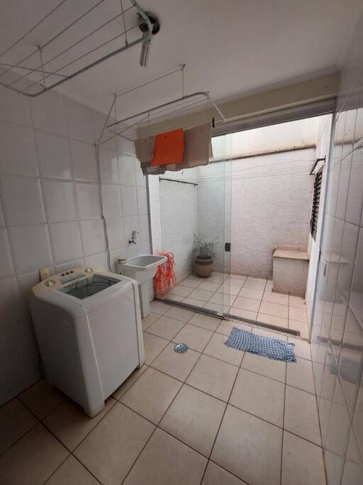 Apartamento Zona Sul bem localizado Por Dwell