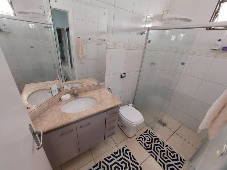 Apartamento Zona Sul bem localizado Por Dwell
