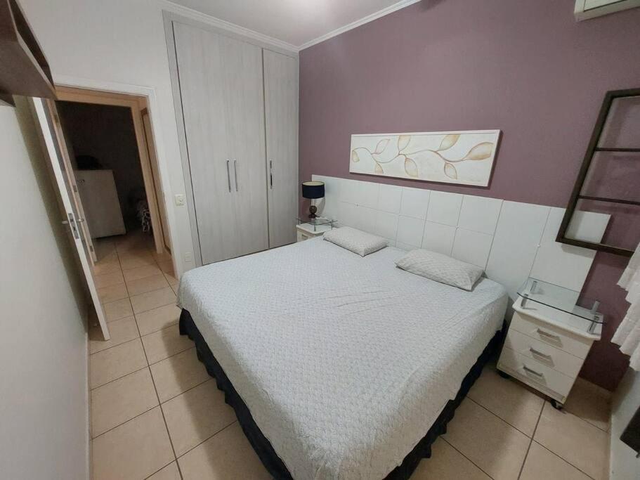 Apartamento Zona Sul bem localizado Por Dwell