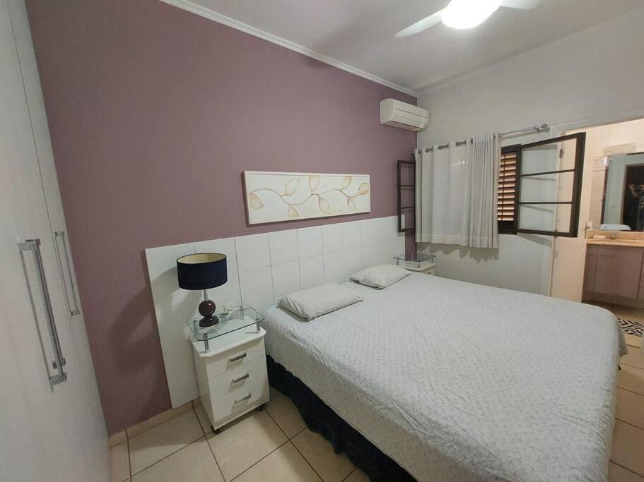 Apartamento Zona Sul bem localizado Por Dwell