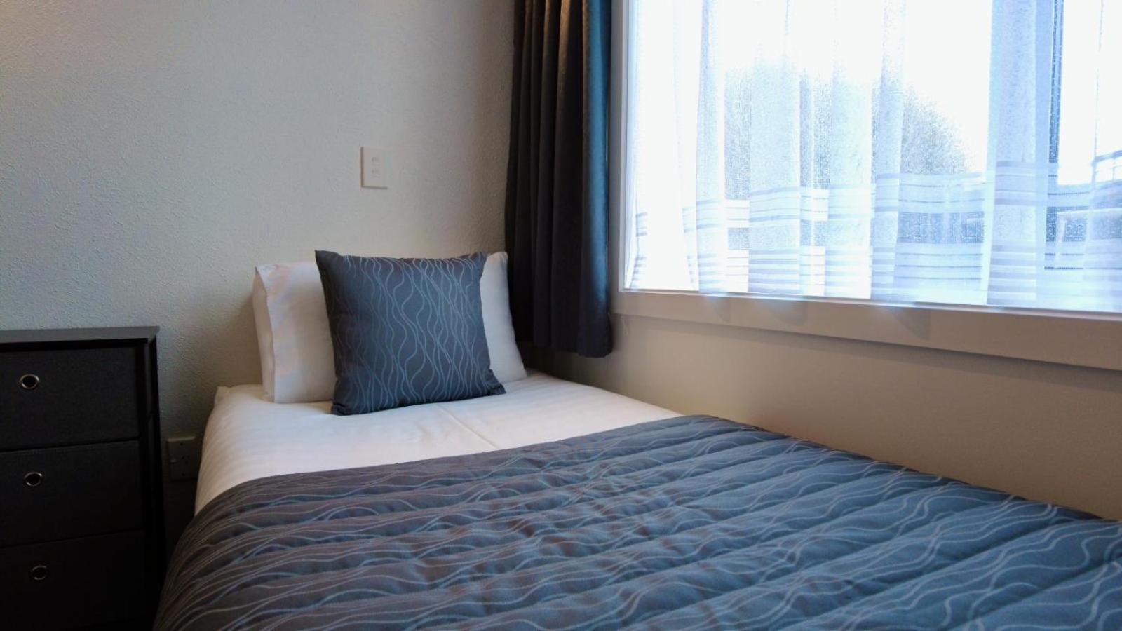 554 Moana Court Motel