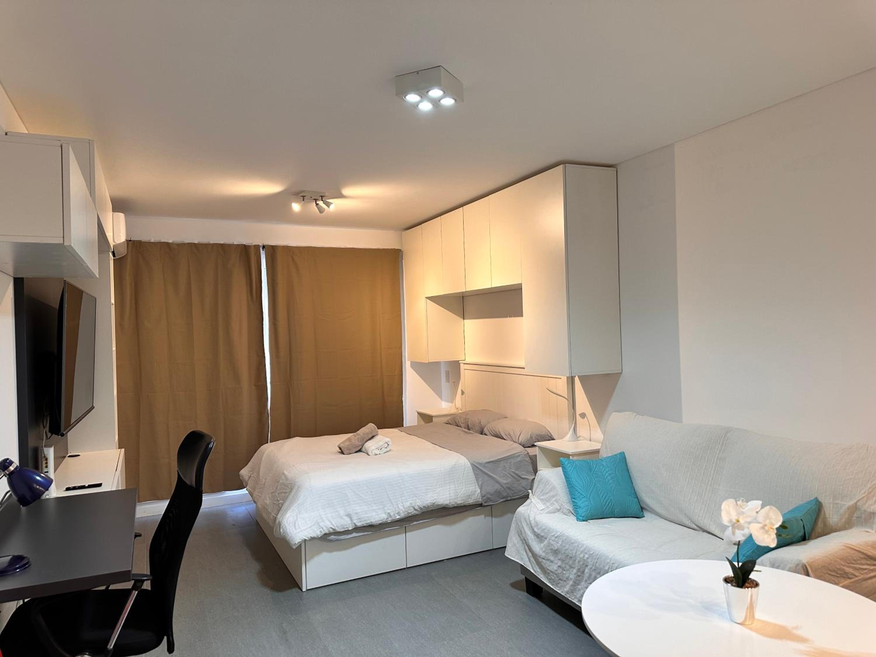 hotel room